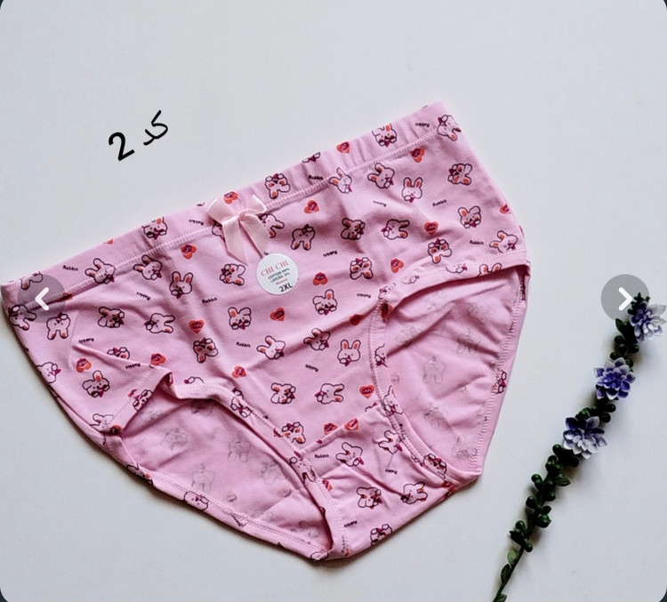 شورت زنانه وارداتی سایز xxxl پینترستی تم توت فرنگی ( به صورت تک و پک ۶ تایی)